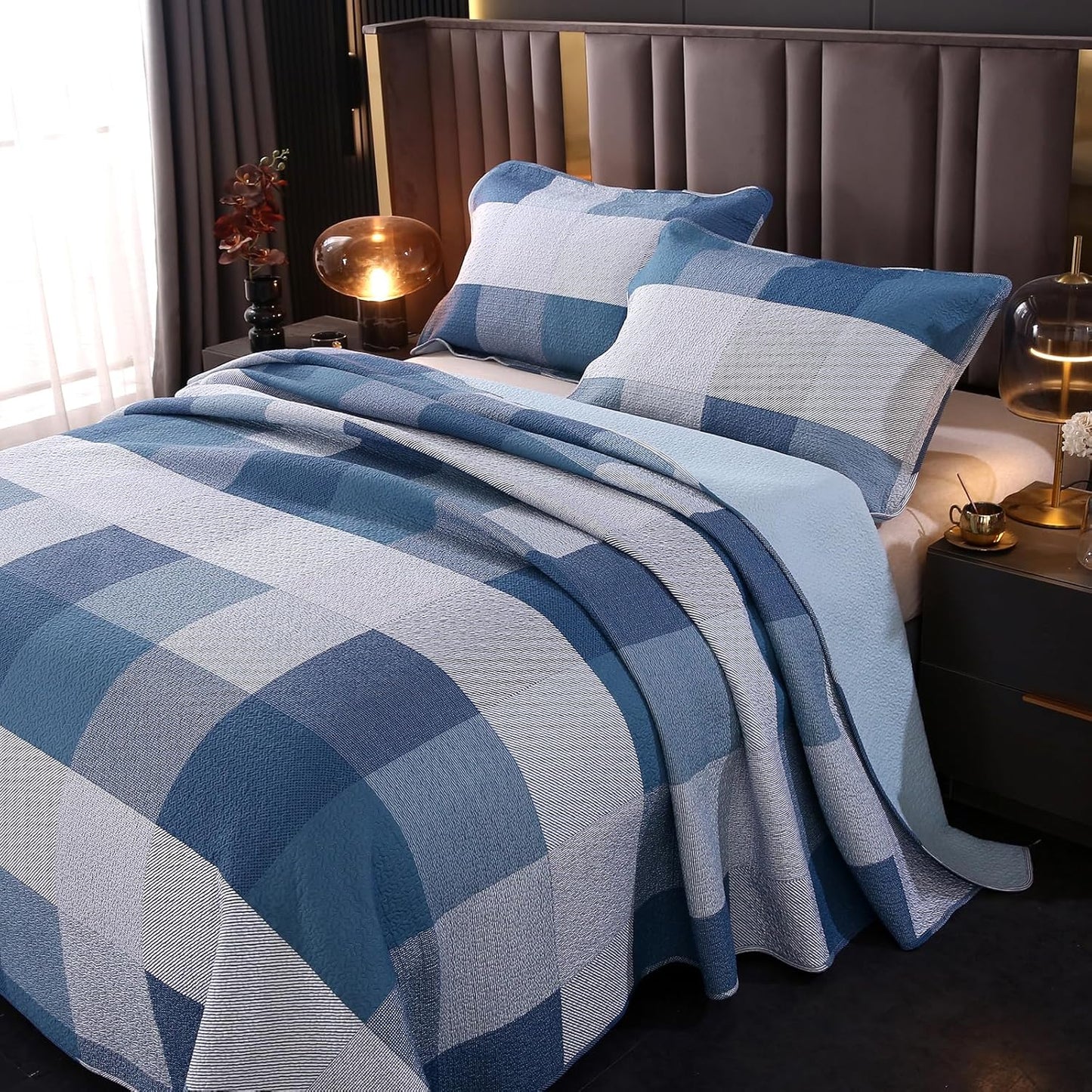 vctops Cotton Quilted Patchwork Quilt Set Queen Size Farmhouse Blue Plaid Bedspreads Coverlet 3 Pieces Summer Lightweight 1 Quilt and 2 Pillow Shams for All Season (Plaid A,Queen)