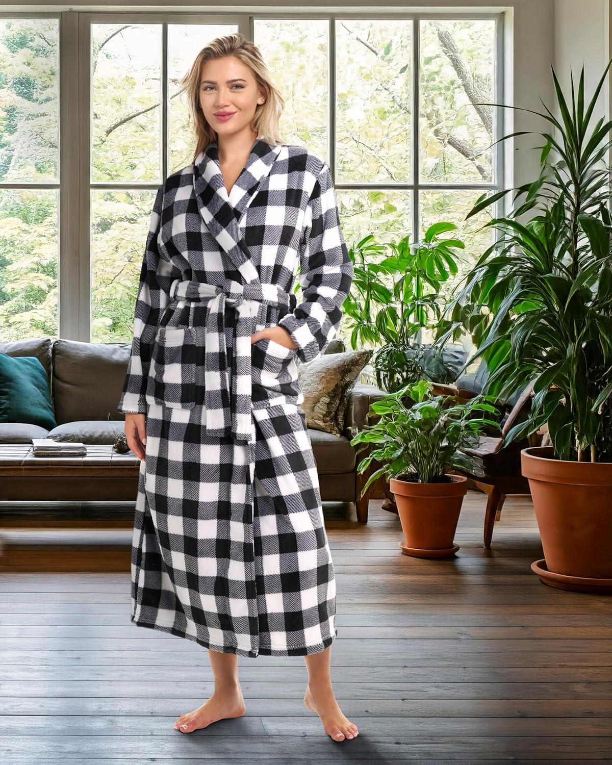 Alexander Del Rossa Plush Robe for Women, Long Fleece Winter Bath Robe, Plus Size