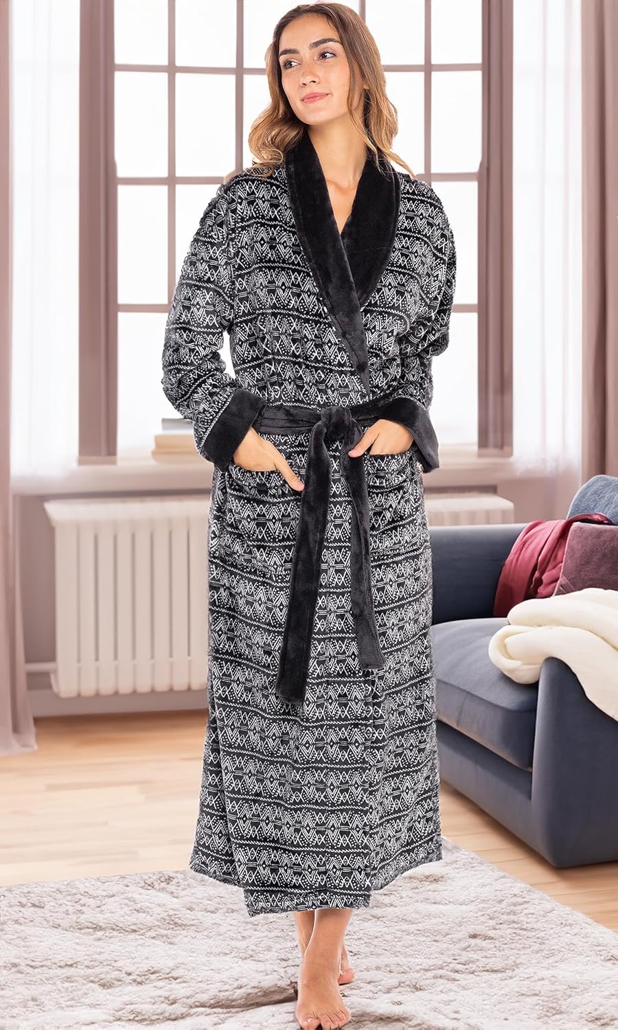 Alexander Del Rossa Plush Robe for Women, Long Fleece Winter Bath Robe, Plus Size