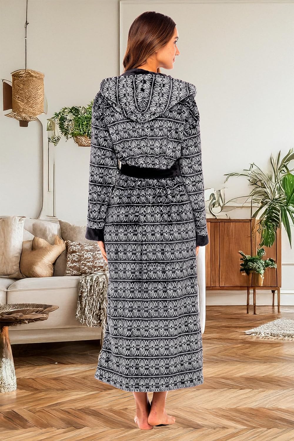 Alexander Del Rossa Womens Robe, Long Plush Bathrobe with Hood, Hooded Robes for Women Plus Size Bath Robe