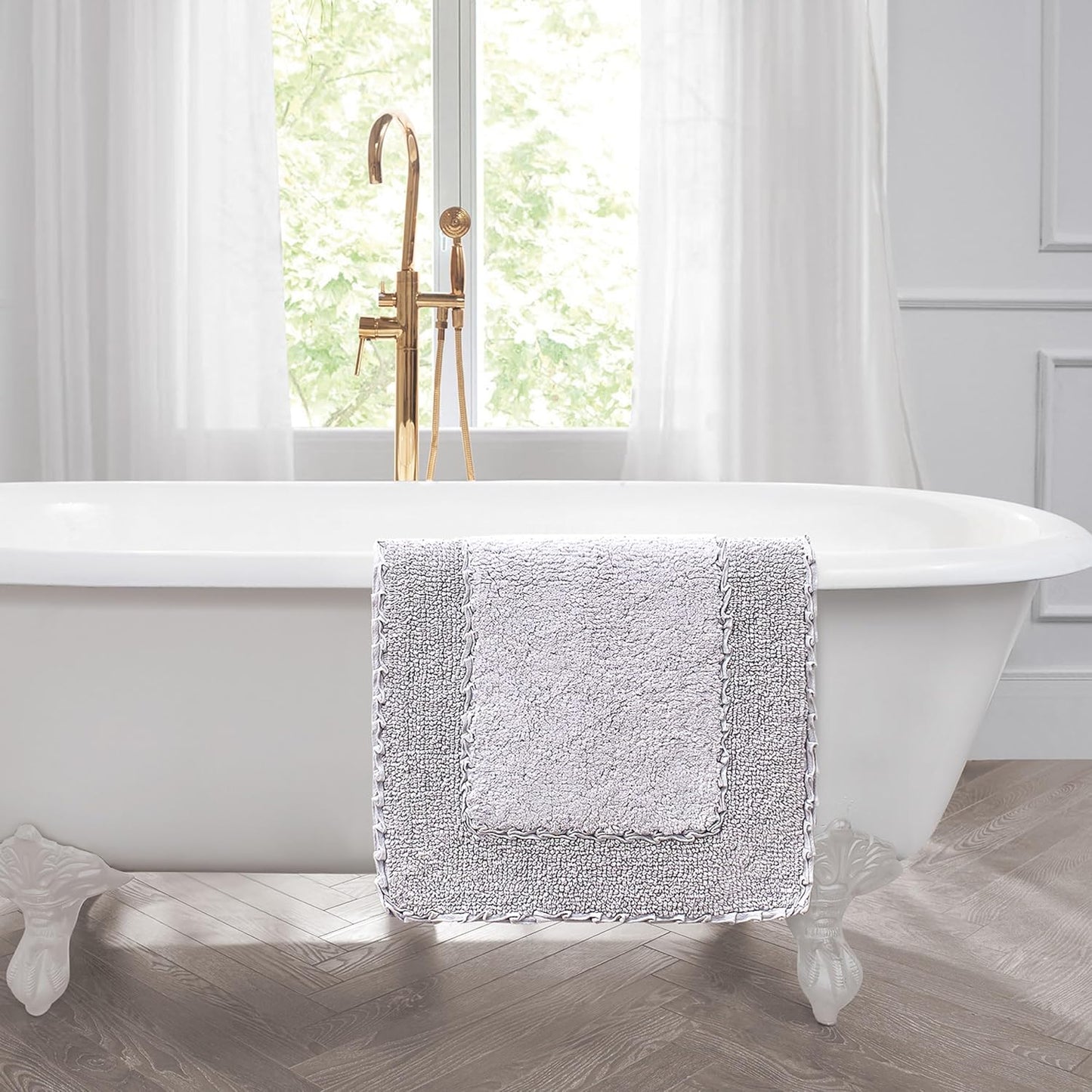 Laura Ashley Ruffle Border 100% Cotton Bath Rug Set, Purple, 17" x 24"/ 20" x 32"