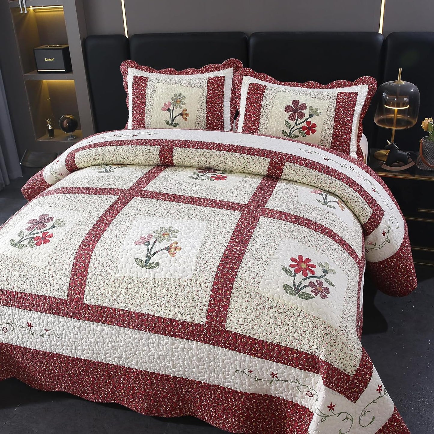 vctops Christmas Red 3 Piece Embroidered Floral Quilted Bedspread Quilt Set 100% Cotton Reversible Patchwork Coverlet Set 1 Quilt and 2 Pillow Shams (Red,Queen)