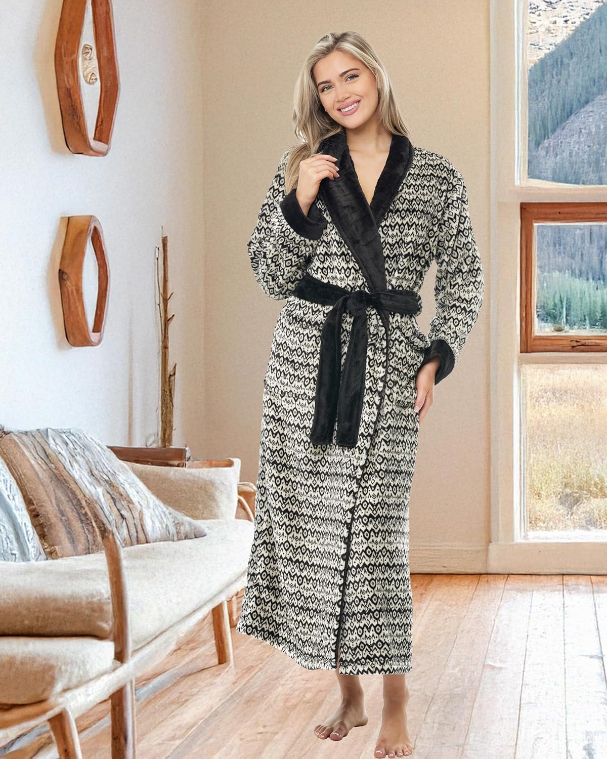 Alexander Del Rossa Plush Robe for Women, Long Fleece Winter Bath Robe, Plus Size