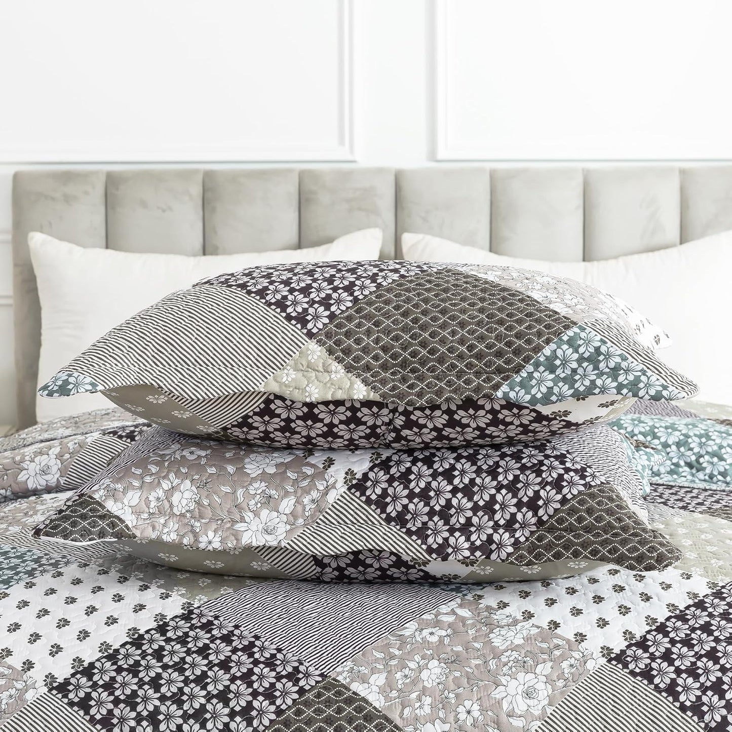 HoneiLife Queen Size Quilt Set - 3 Piece Microfiber Quilts Reversible Bedspreads Patchwork Coverlets Rustic Bedding Set for Queen Bed