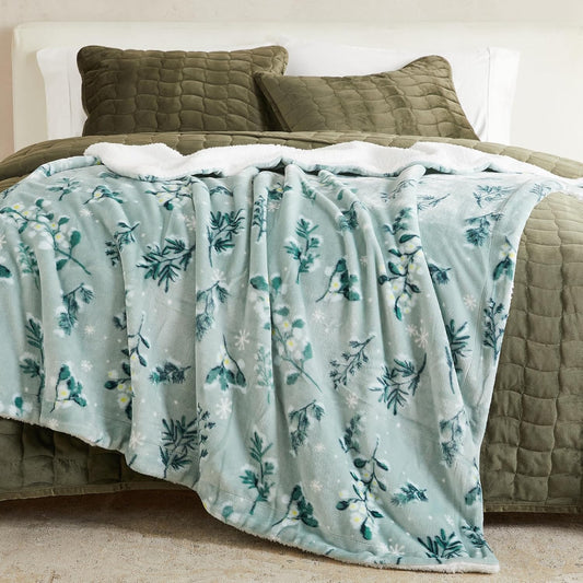 Fleece/Sherpa Throw Blanket - Super Soft Printed Blanket for Couch, Chair, or Bed - Cozy, Luxurious Plush Throw Blanket - Throw 50" x 60", Snowy Botanical