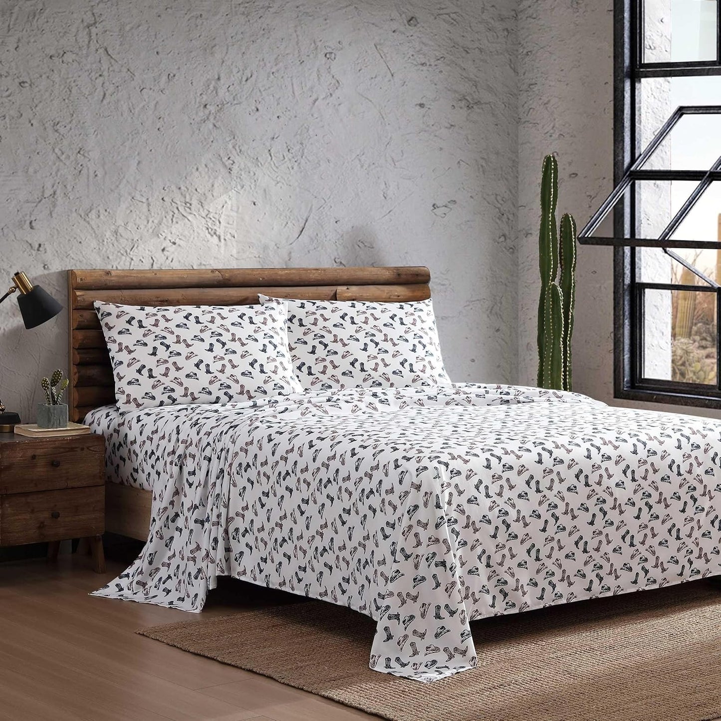 Wrangler - Queen Bed Sheets, Ultra-Soft & Lightweight Bedding with Matching Pillowcases, Lightweight Bed Set for All Season Comfort, Oeko-Tex Certified (Boots N Hats Black)