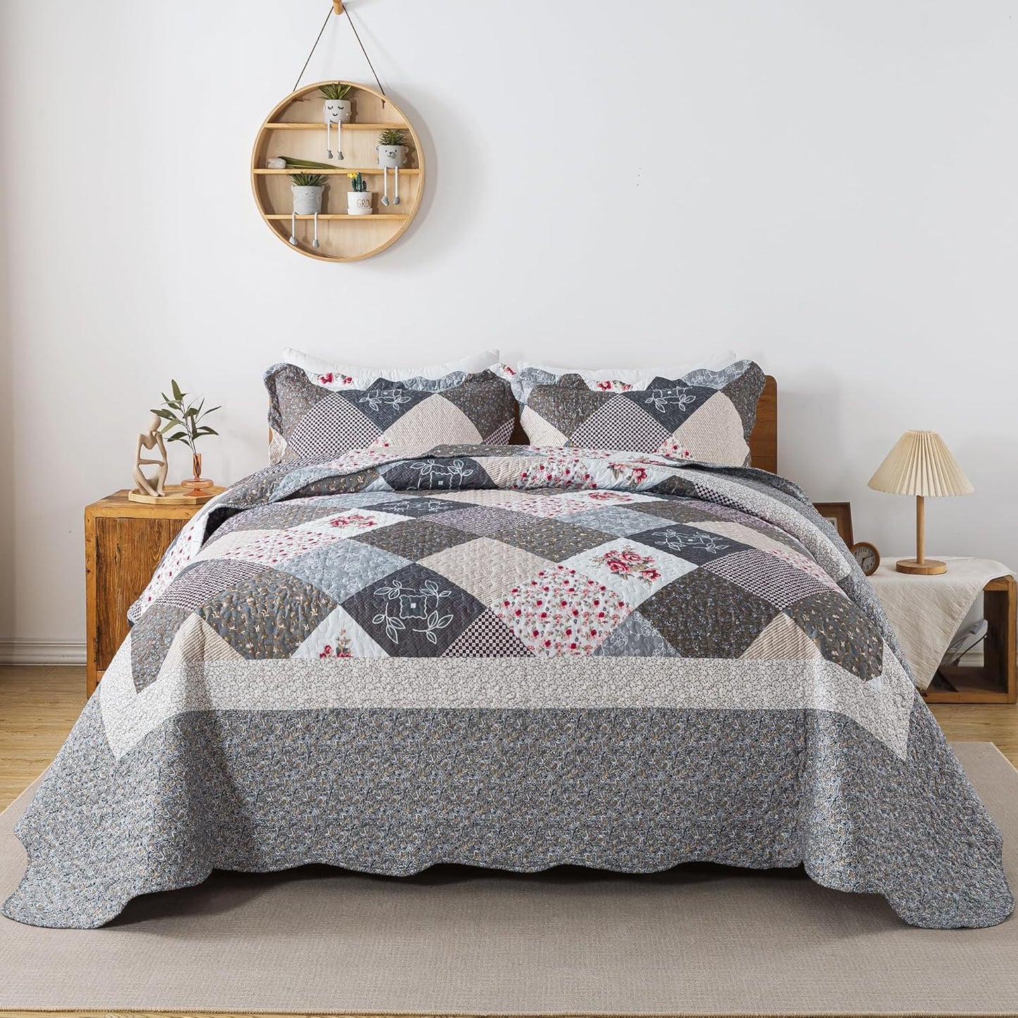 HoneiLife Oversized Queen Bedspread - 106"x106" Quilt Sets 3-Piece, Rustic Bedding Sets Queen Size, Queen Quilt Bedding Set for All Season Use, Patchwork Coverlet for Queen Beds