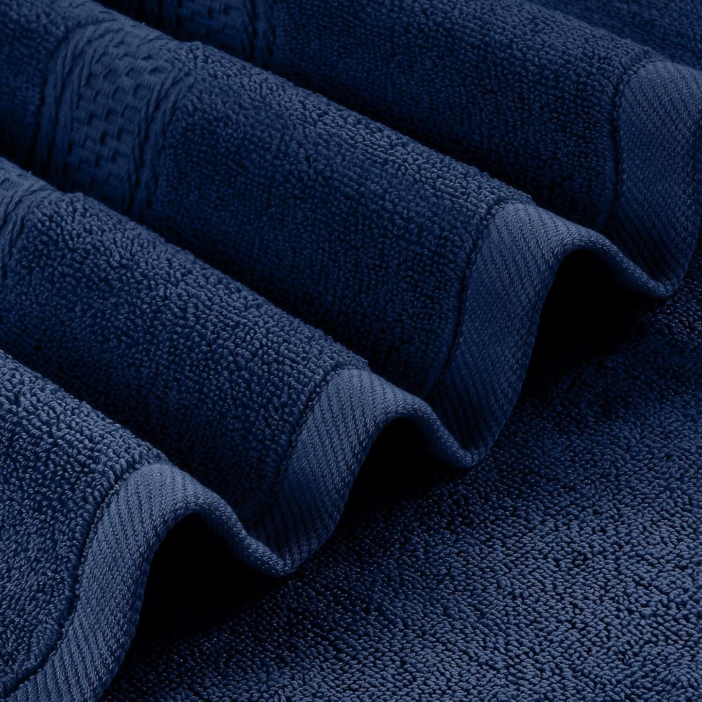 Utopia Towels 4 Pack Premium Bath Towels Set, 27 by 54 Inches, 100% Ring Spun Cotton 600GSM, Lightweight and Highly Absorbent Quick Drying Towels, Perfect for Daily Use, Navy