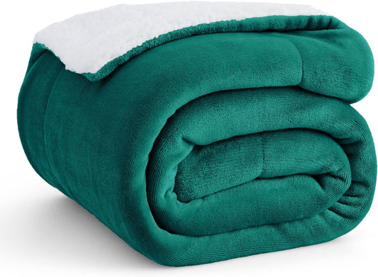 Bedsure GentleSoft Sherpa Fleece Throw Blanket Twin Size for Couch - Thick and Warm Throw for Women and Men, Soft Fuzzy Plush Twin Christmas Blanket for Winter, Forest Green, 60x80 Inches