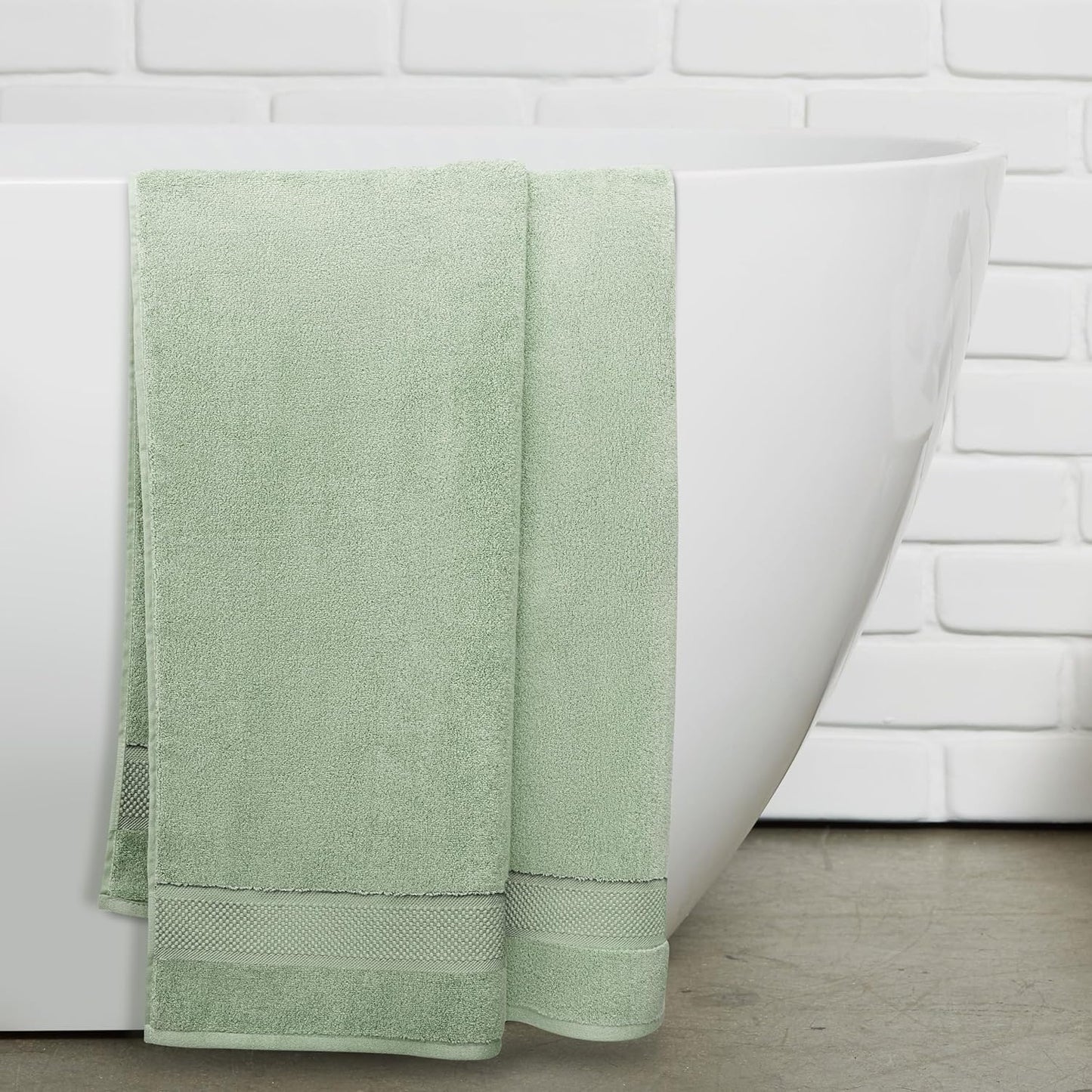 100% Organic Zero-Twist Cotton Towel - Luxury Bath Towel - Ultra Soft & Plush 700GSM Long-Staple Cotton (Eucalyptus Green)