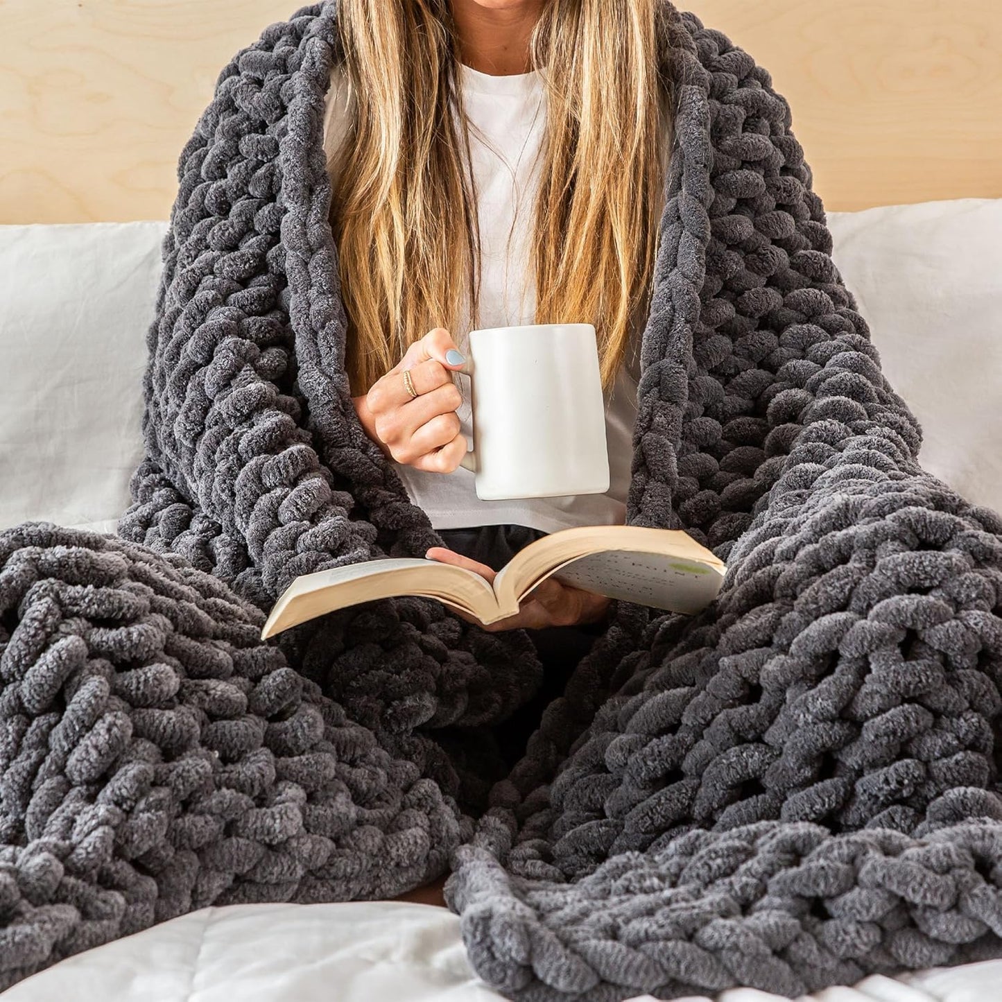 SAMIAH LUXE Chunky Knit Blanket Throw 50x60", Grey Chenille Chunky Knit Throw Blanket for Living Room Decor or Boho Decor, Thick Yarn Knitted Blankets for Couch or Bed, Cable Knitted Crochet Blankets
