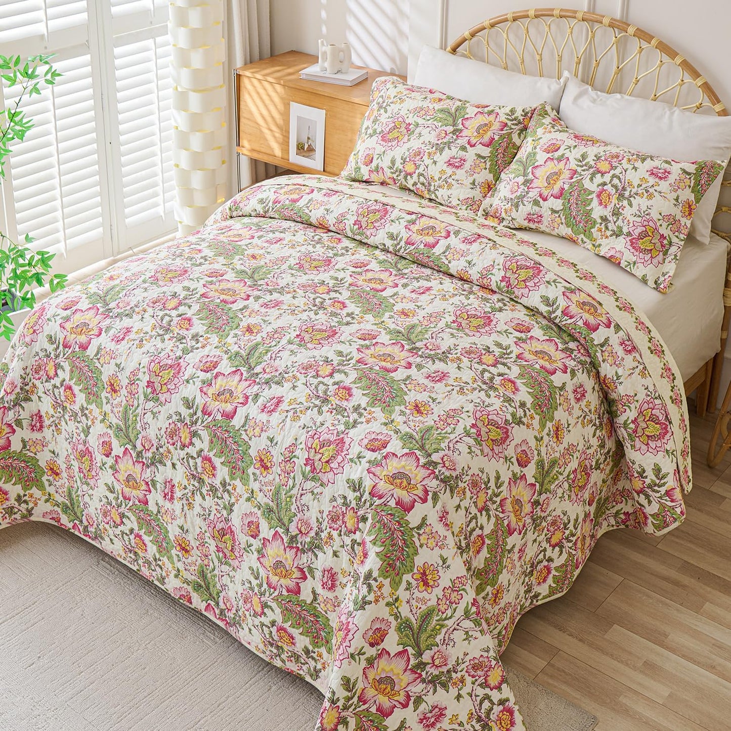 Cmfshape Floral Quilt Sets Bedspread Set 100% Cotton Bedding Set, All Season Use Lightweight Reversible Coverlet Quilts with 2 Pillow Shams(Queen 92"x96")