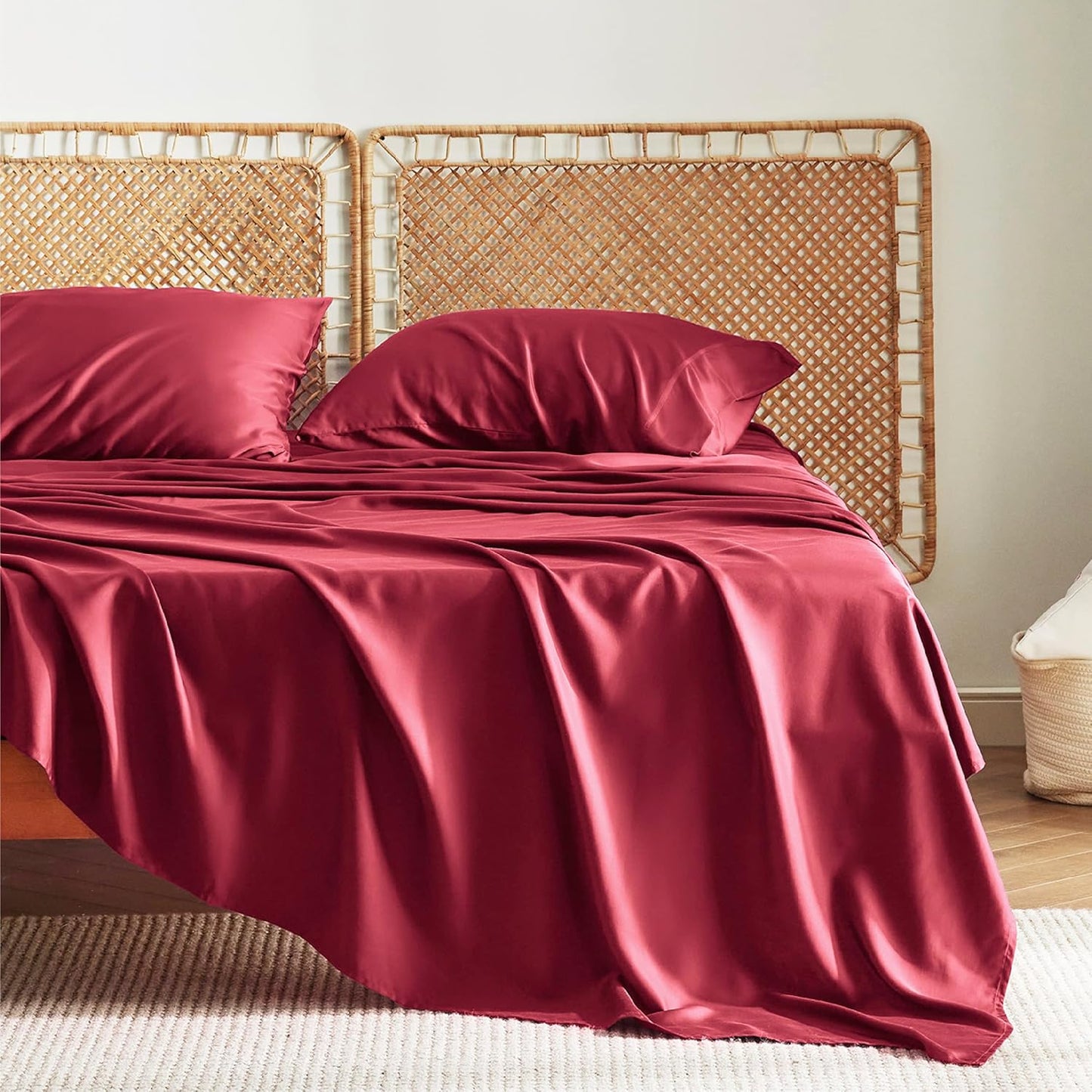 Bedsure Twin Sheets Set, Cooling Sheets Twin Size Bed Set, Rayon Derived from Bamboo, Twin Size Sheets, Breathable & Soft Bed Sheets, Hotel Luxury Silky Bedding Sheets & Pillowcases, Burgundy