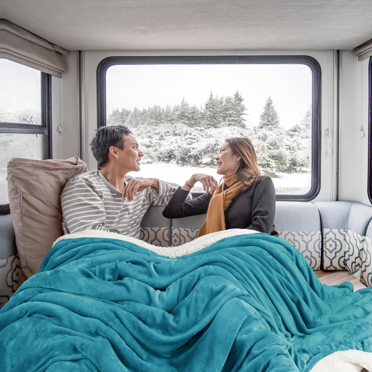 Utopia Bedding Sherpa Blanket California King Size (Turquoise, 102x96 Inches) - Soft Lightweight Plush Fleece Reversible Blanket for Bed, Sofa, Couch, Camping and Travel