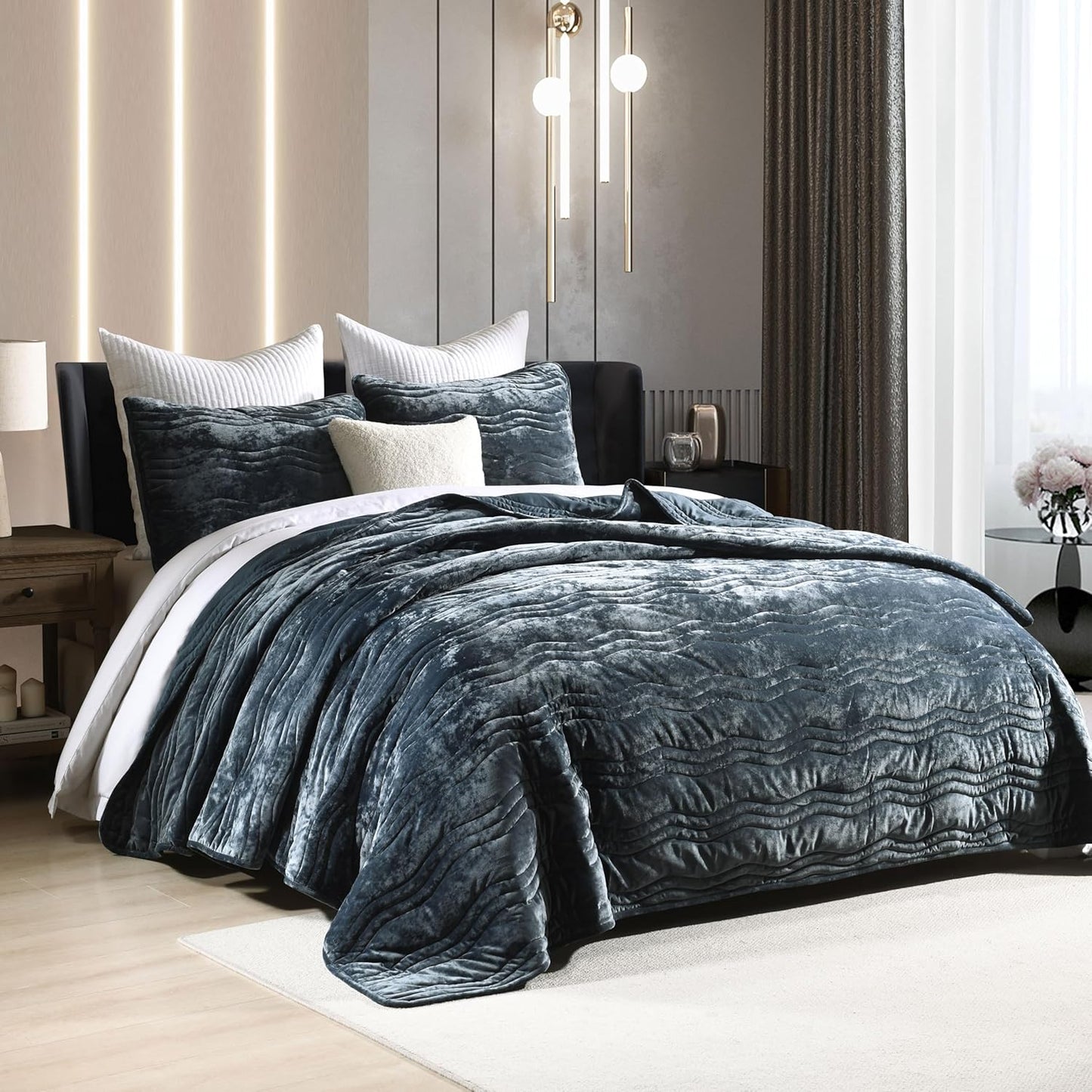 Velvet King Size Comforter Set, Luxurious King Quilt, Blue Bedding Set, Soft Plush Bedspread, Lightweight for All Season,Stormy Blue