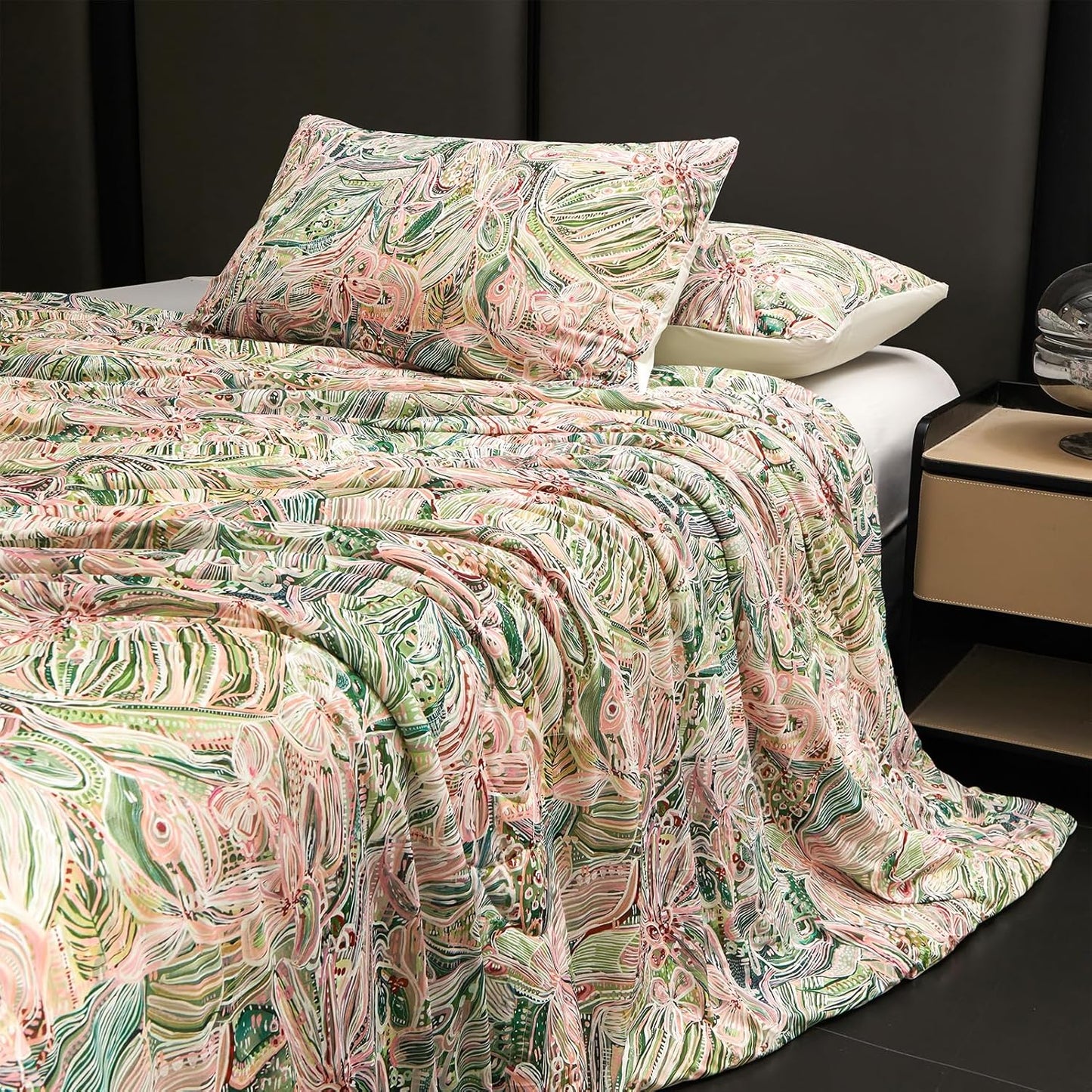 Cyusri Floral Print Cooling Comforter Set 2Pcs Breathable Cool Twin Size Bedding Set with 1 Pillowcase Green Pink Flowers Pattern Silky Cold Quilt, 68"x90"