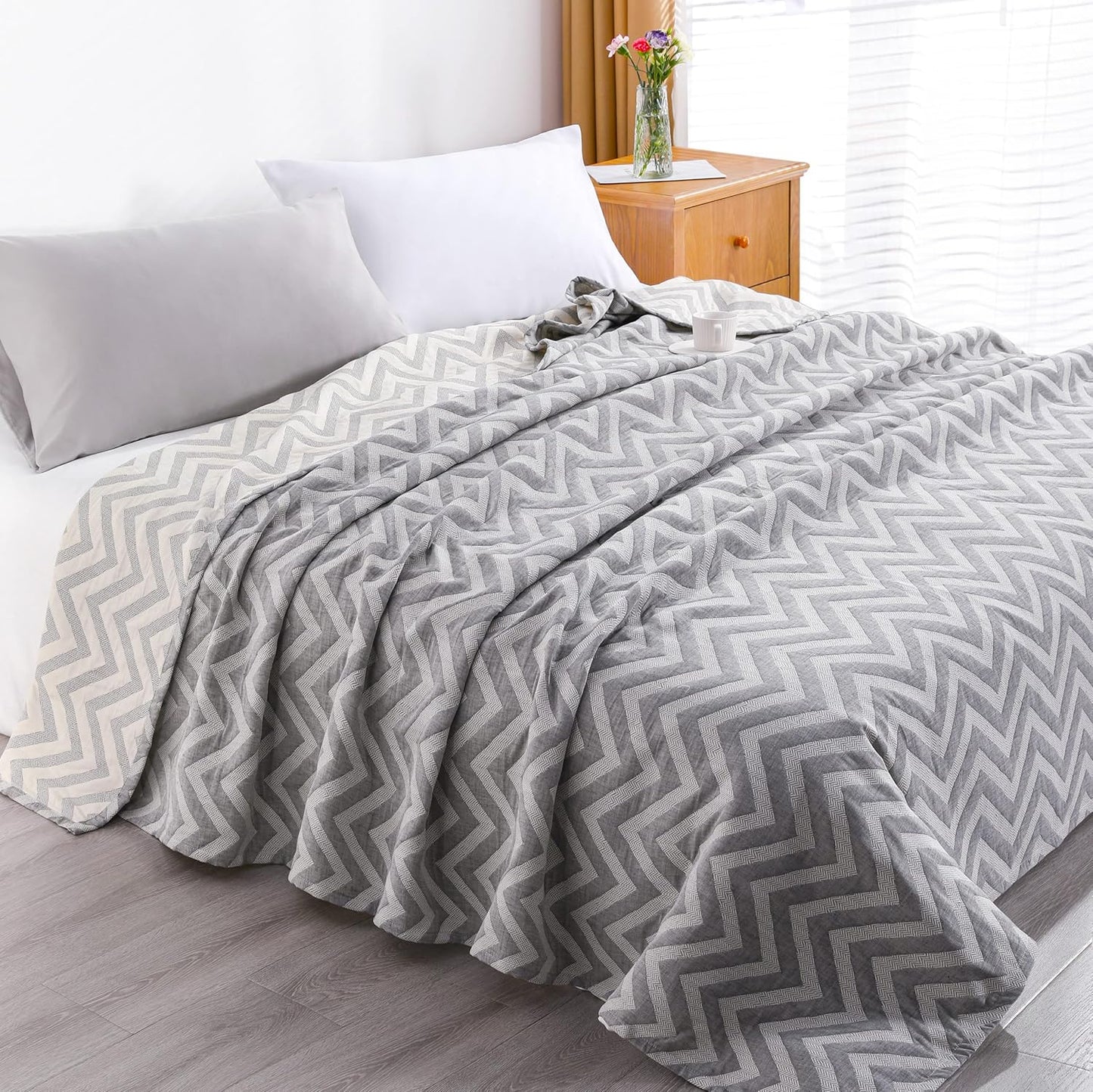 NTBAY 3 Layers Cotton Muslin 88x92 Queen Bed Blanket, Super Soft Breathable Thermal Yarn Dyed Quilt for Adults, Perfect Lightweight Blanket for Couch Sofa Bed All Seasons, Chevron