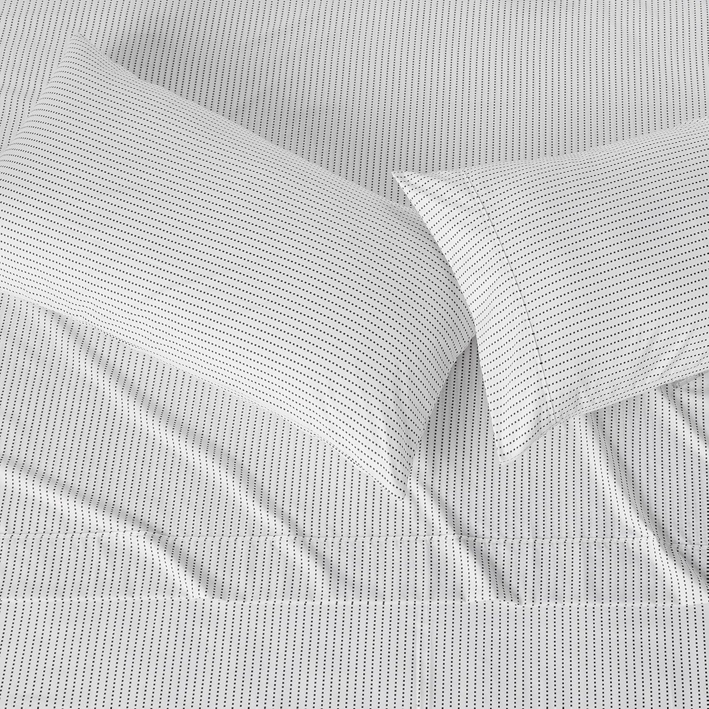 Amazon Basics Lightweight Microfiber 4-Piece Bed Sheet Set, Plum, Printed, King