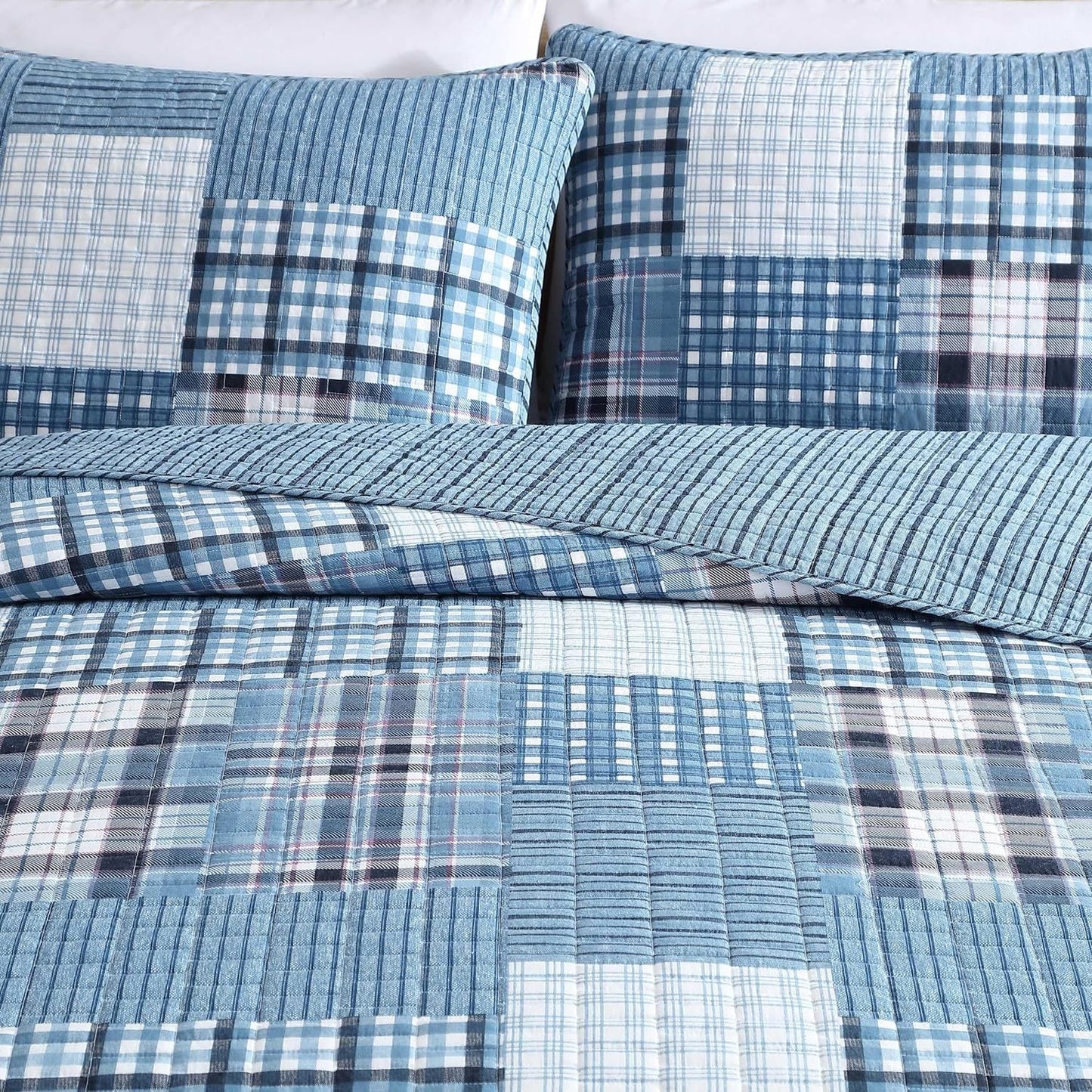 Eddie Bauer - Queen Quilt Set, Reversible Cotton Bedding with Matching Shams, Patchwork Plaid Bedding Set (Hawthorne Blue, Queen)