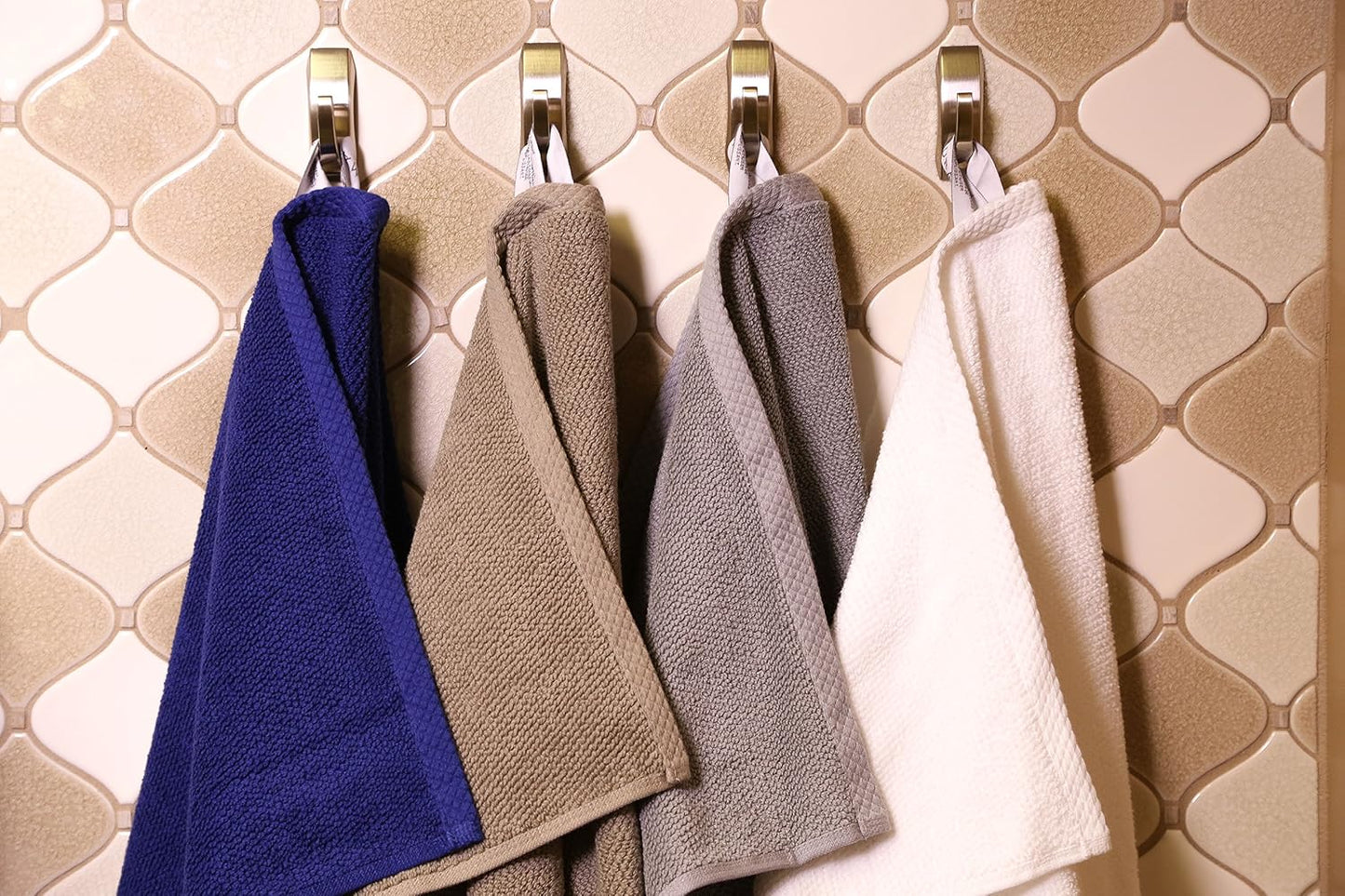MAURA Premium Bath Towel Set 100% Cotton. 6 Piece Ultra Absorbent Quick Dry Soft Terry Bath Towels for Bathroom, Hotel and Spa Quality, Pure Gold