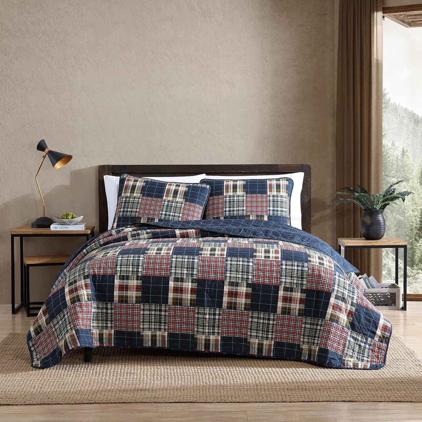 Eddie Bauer - King Quilt Set, Cotton Reversible Bedding with Matching Shams, Luxurious Bedding Set (Madrona Navy/Red, King)