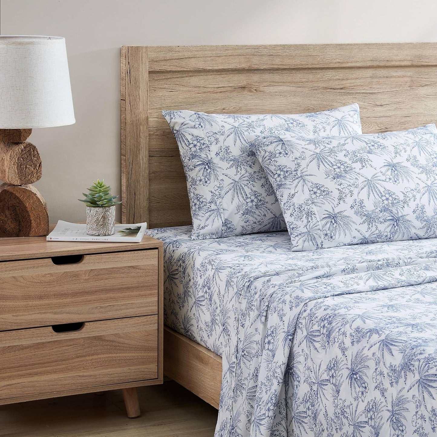 Tommy Bahama - King Size Sheets Set, Crisp & Tailored Cooling Sheets with a Smooth Cotton Percale Lightweight Feel - Bed Sheets with Matching Pillowcases & Fitted Sheet (Pen and Ink Palm Blue)